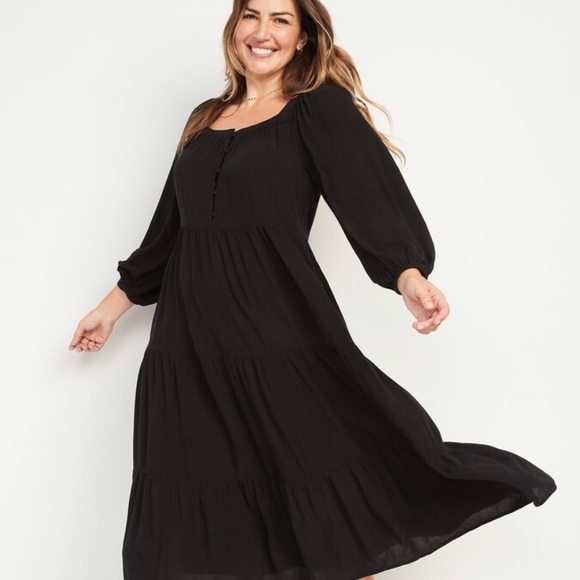 Old Navy Dresses & Skirts - Old navy black tiered dress